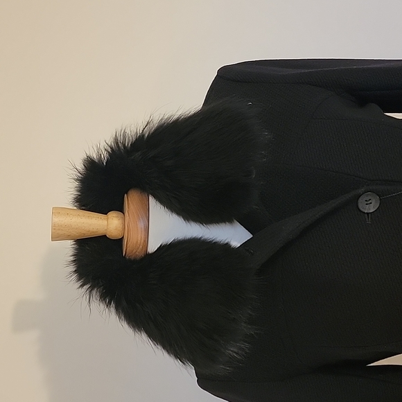 NWT Gorgeous Andrew Marc Black Posh Wool Coat with Removable Fur Collar Size:8 - Picture 3 of 16